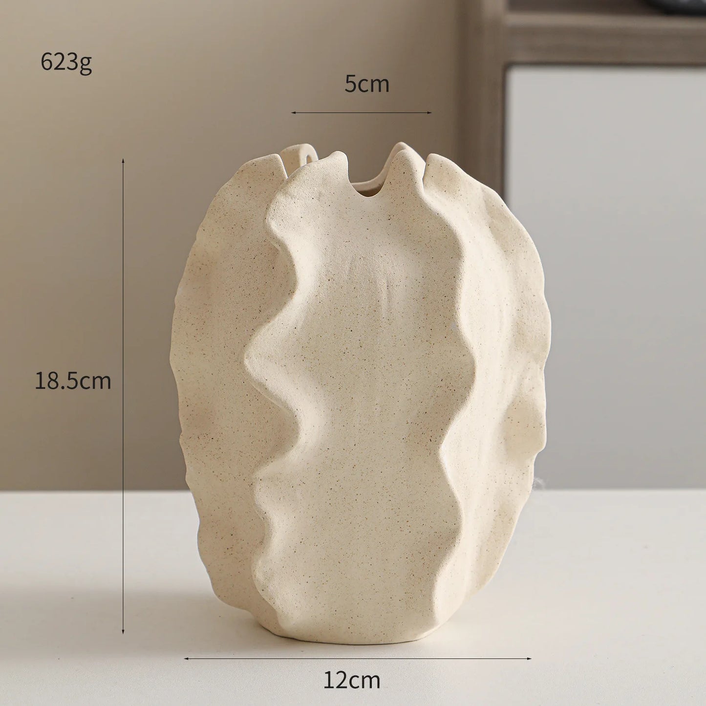🐚 Ceramic Conch Design Vase