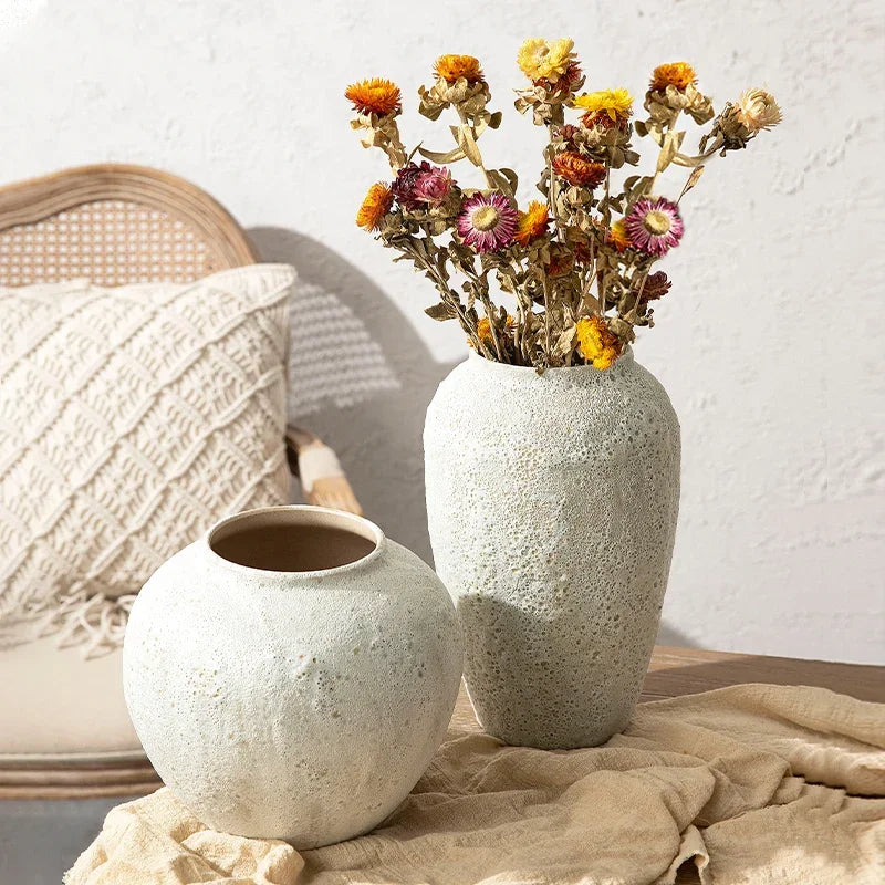 🏺 Modern Ceramic Decorative Vase