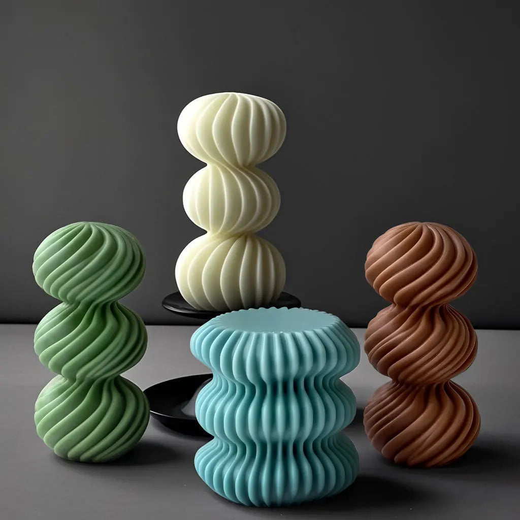 🕯️ Striped Orb Scented Candle Silicone Mold – DIY Geometric Rotating Orb for Plaster, Resin & Handmade Candle Making