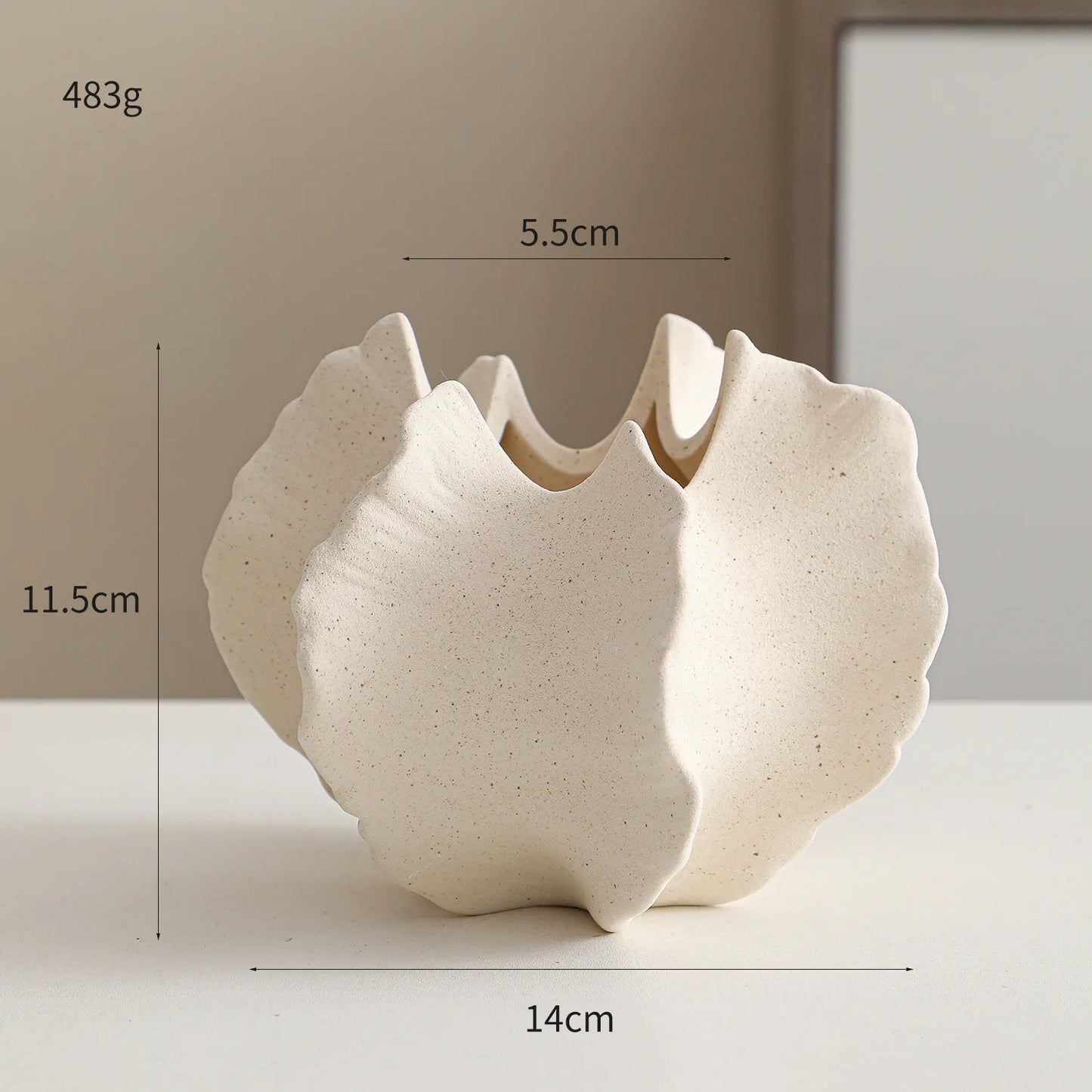 🐚 Ceramic Conch Design Vase