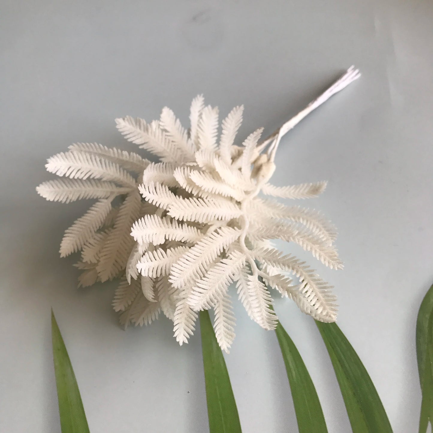 🌿✨ 6 PCS Eucalyptus Artificial Leaves – Plastic Faux Greenery Branches for Home, Christmas & Wedding Decor ✨🌿