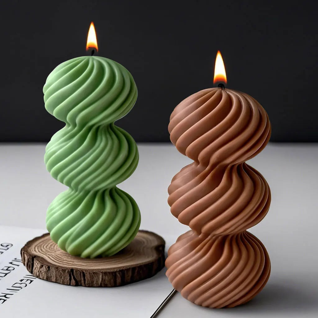 🕯️ Striped Orb Scented Candle Silicone Mold – DIY Geometric Rotating Orb for Plaster, Resin & Handmade Candle Making