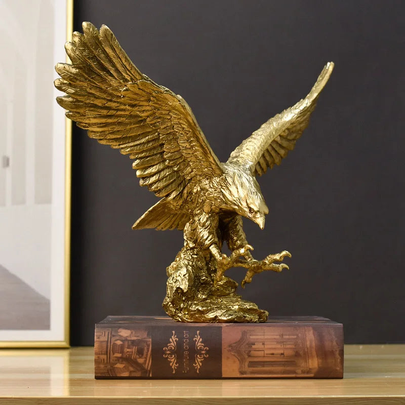 Golden Resin Eagle Figurine – Desktop Decoration & Animal Model Ornament for Home, Office & Collection