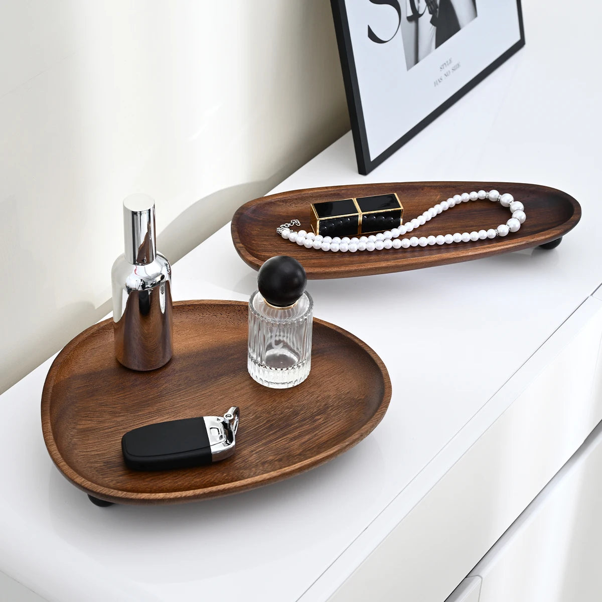 1Pc Wooden Tray – Walnut Color Key, Jewelry & Cosmetic Organizer for Entrance, Perfume & Aromatherapy"