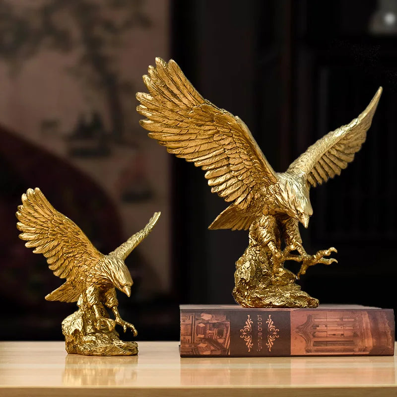 Golden Resin Eagle Figurine – Desktop Decoration & Animal Model Ornament for Home, Office & Collection
